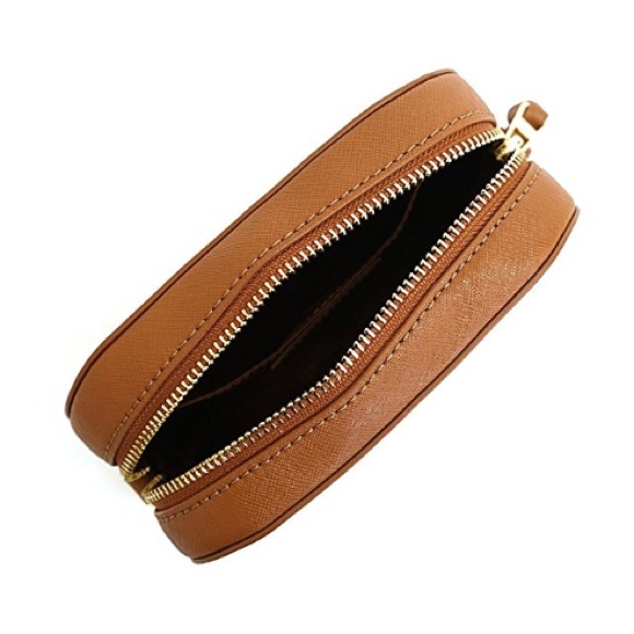 tory burch // robinson round leather camera bag - Picture 4 of 8